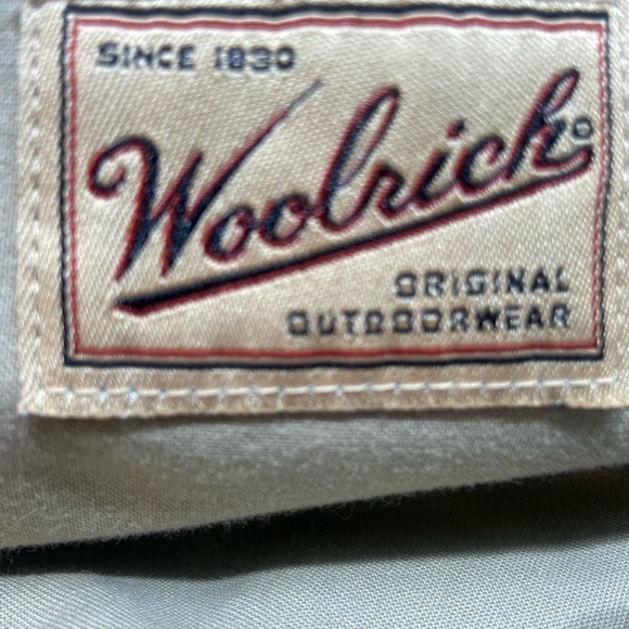 Woolrich Utility Cargo Hiking Pants and Shorts Khaki Waist 40 Inseam 32 READ - Picture 4 of 9
